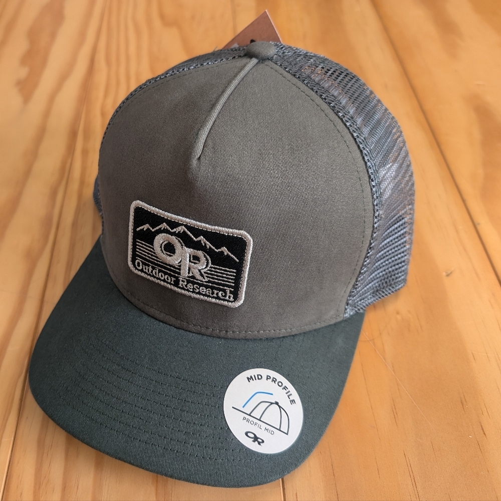 NWT Outdoor Research Unisex Snapback Advocate Trucker Cap Fir Green